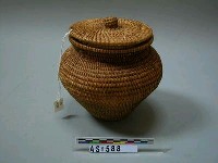 藏品(罐形籐編容器)的圖片